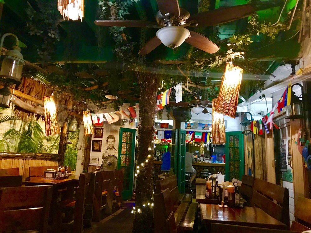 47 Living The Life at Paradise Restaurant Backyards of Key West Gallery