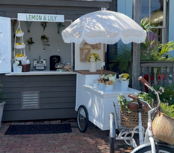 Episode 248: Lemon & Lily - Fresh Lemonade & Flower Stand