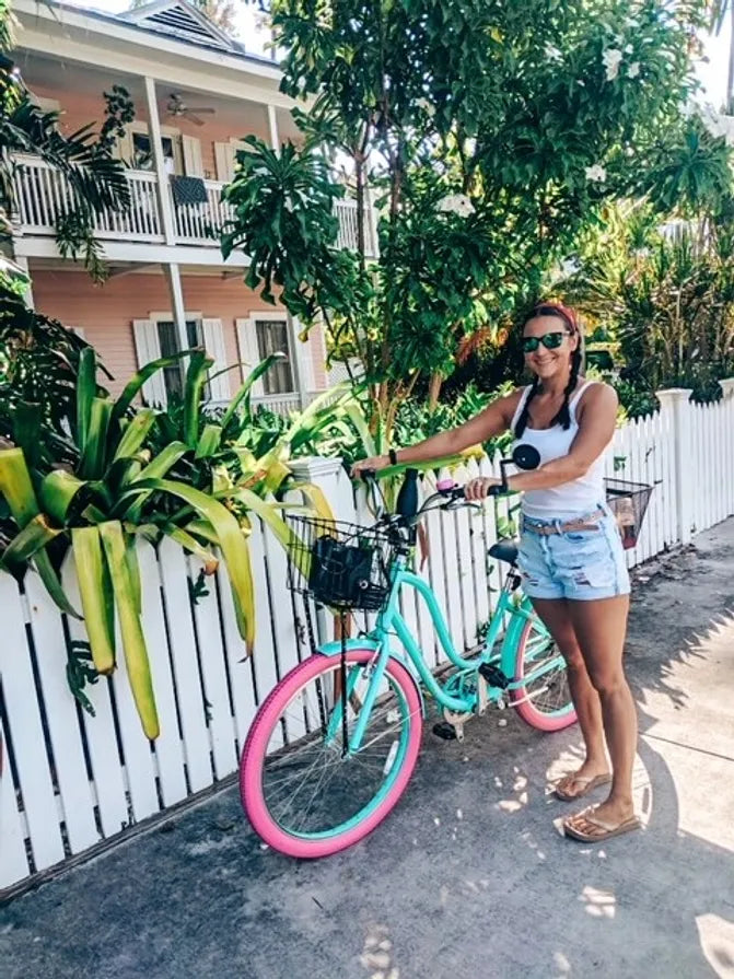#108 - The Key West Concierge Girl & Podcast Host Kelly Hopkins
